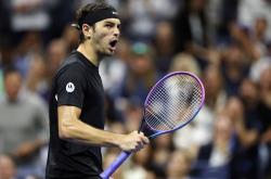 开云体育APP下载-美网碾压戴维斯杯，鲁德高光表现