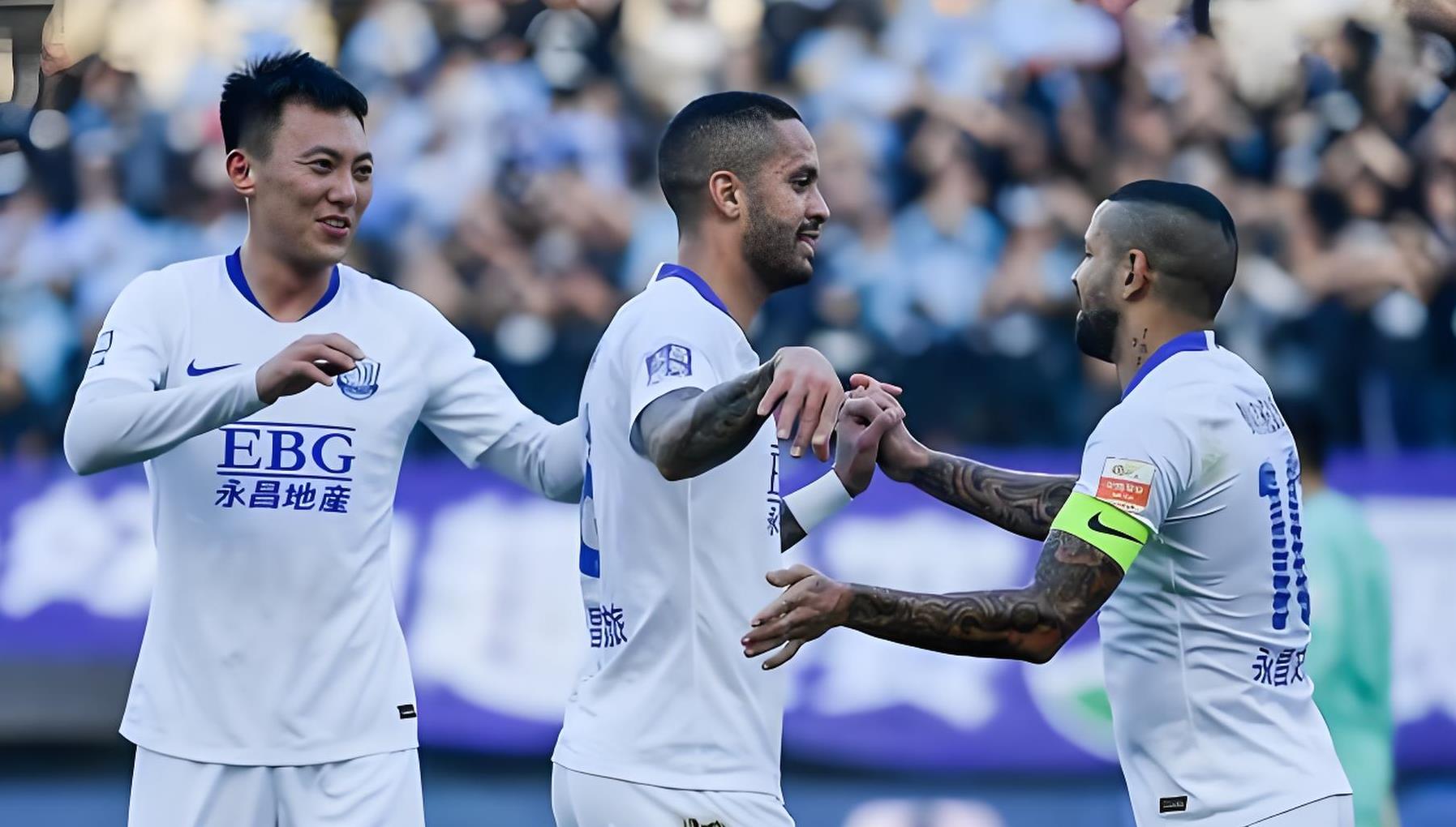 比甲球员表现抢眼引起球迷关注 比甲球员表现抢眼引起球迷关注