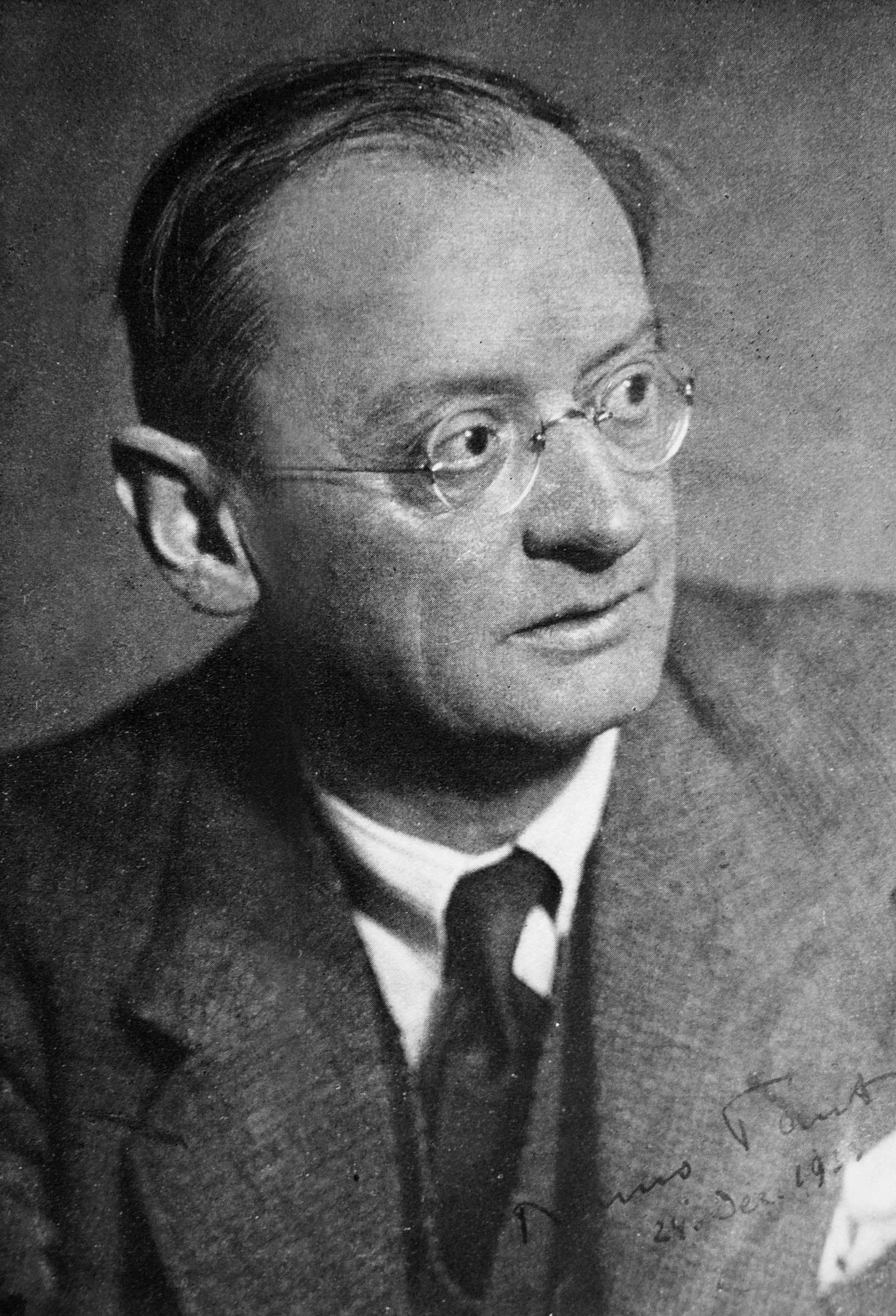 马赛横扫日本，布鲁诺关键制胜