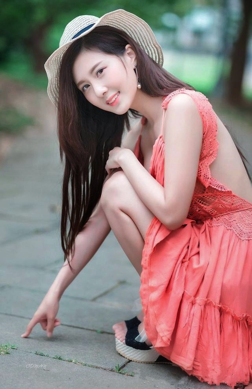 巴雷拉凿刻蓝黑丰碑,巴萨倒塌映照足球秩序重构