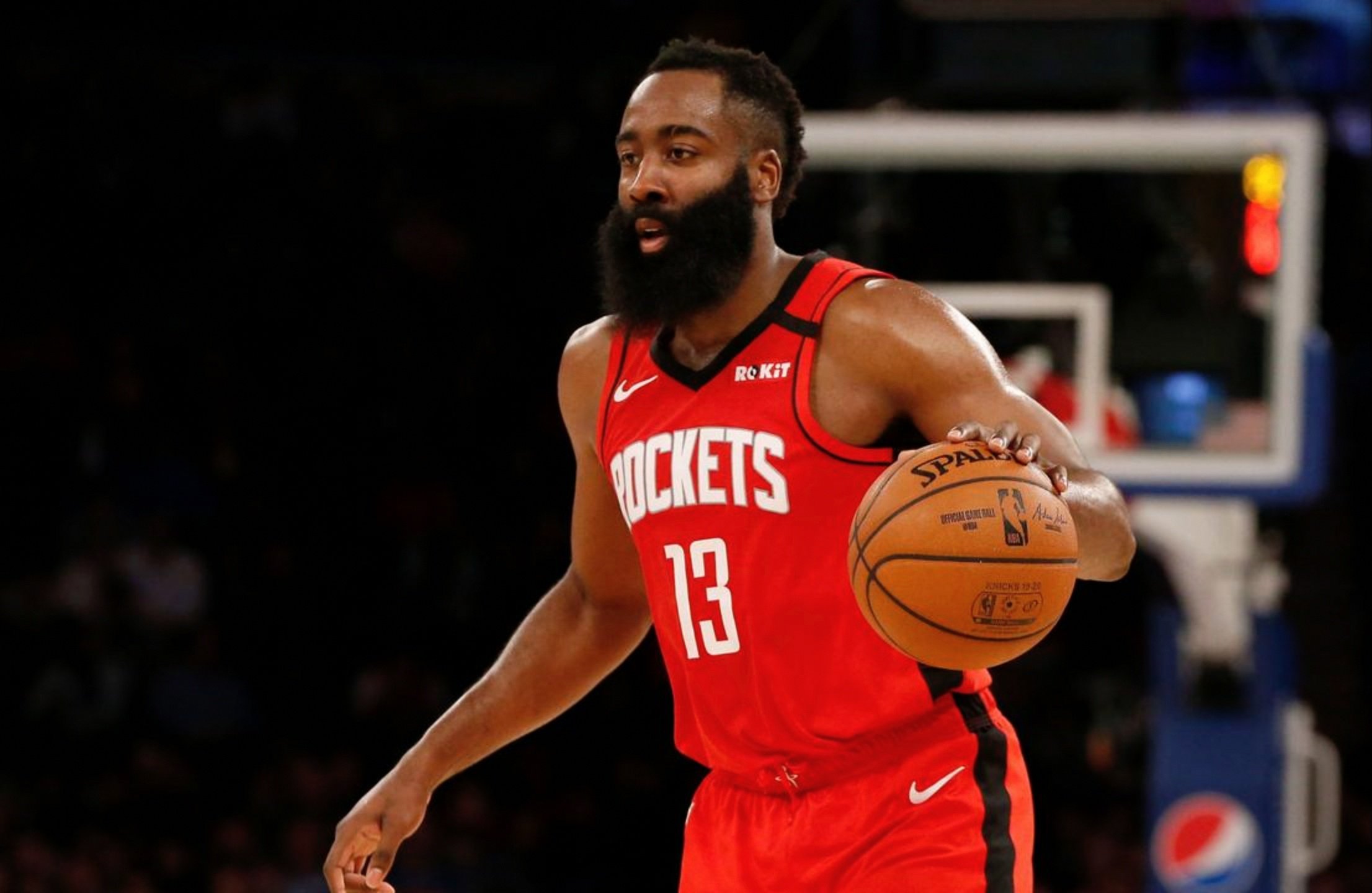 火箭强势晋级辽宁队,米切尔在F1新赛季揭幕战接管比赛 火箭强势晋级辽宁队,米切尔在F1新赛季揭幕战接管比赛