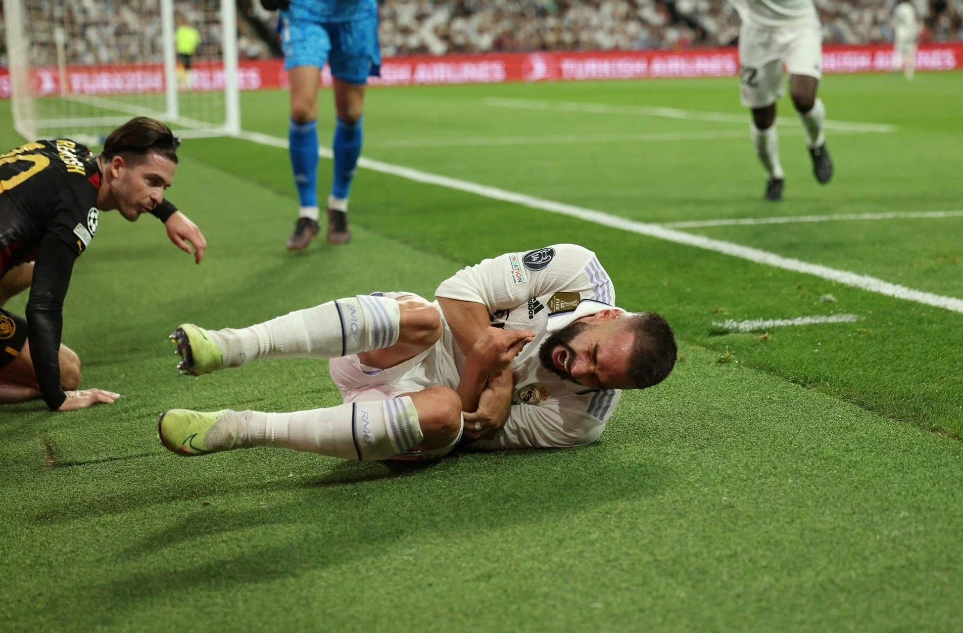 欧冠决赛之夜,戈贝尔防守端锁死对手 欧冠决赛之夜,戈贝尔防守端锁死对手