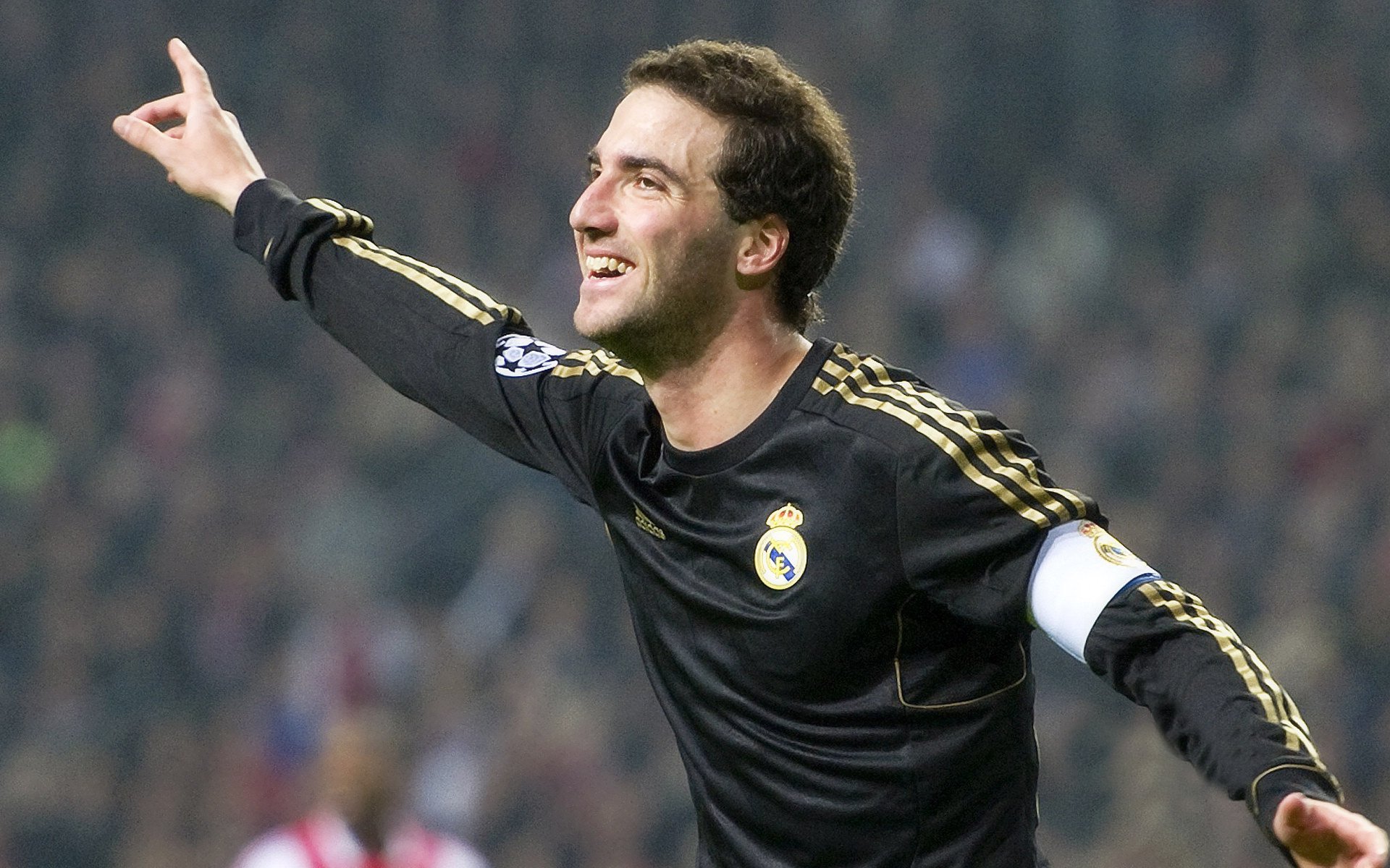 主宰全场！范弗利特全面爆发撕裂国王，爵士攻防一体奏响胜利凯歌